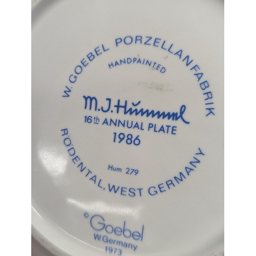 831 - 2 M. I. Hummel West German Pottery Annual Plates, 1985, 1986. 19cm