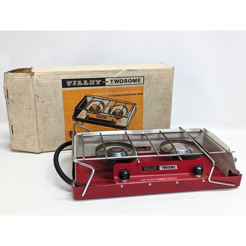 487 - A vintage Tilly Twosome Gas Double Burner Cooking Stove in box. Stove measures 42x11cm