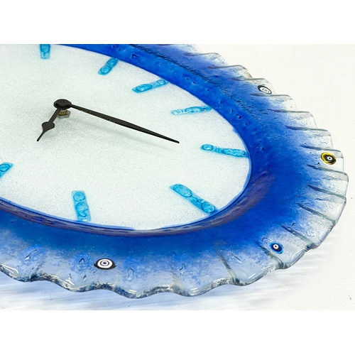 21 - A vintage Lavorazione A Mano Arte Murano glass wall clock. 33x44cm.