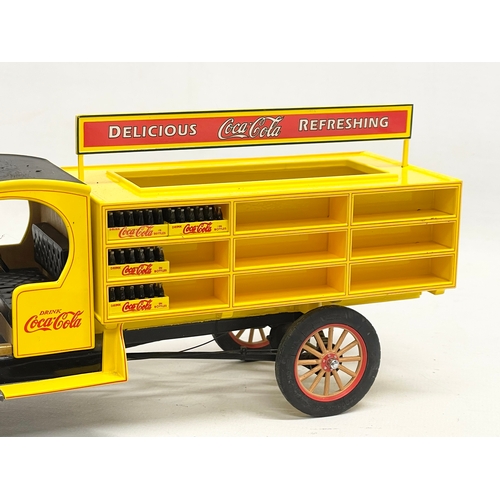 200 - A Danbury Mint 1927 Coca Cola Delovery Truck. 23cm.