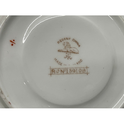 795 - A set of 4 Regent China Coronation porcelain. Edward VII, 1902.