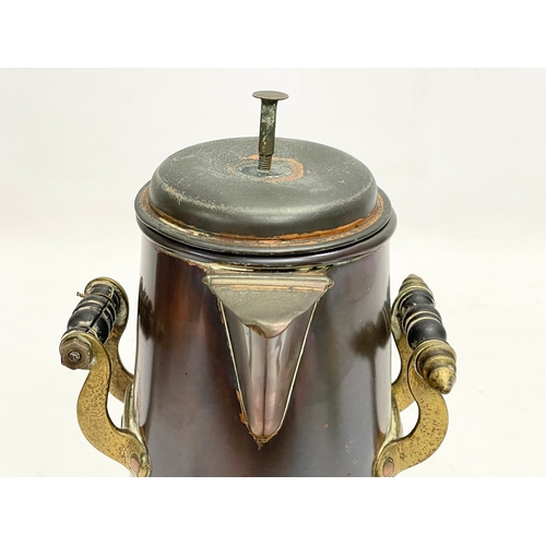 102 - A late 19th/early 20th century copper coffee pot/dispenser and 3 matching copper cups. 14x16x25cm