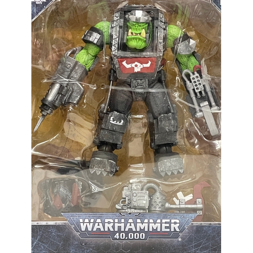 218 - A McFarland Toys Warhammer 40,000 ‘Ork Meganob’ with Shoota in box. 23x15x30.5cm.