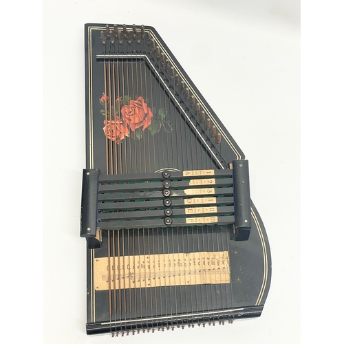 367 - A vintage German Autoharp. Accord-Zitner. 25x46cm