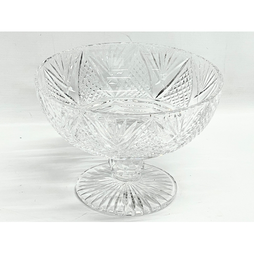 467 - A large Tyrone Crystal bowl. 22x16cm