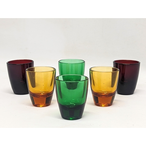 489 - A set of 6 vintage shot glasses. 5.5cm