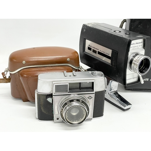 256 - 2 vintage cameras.