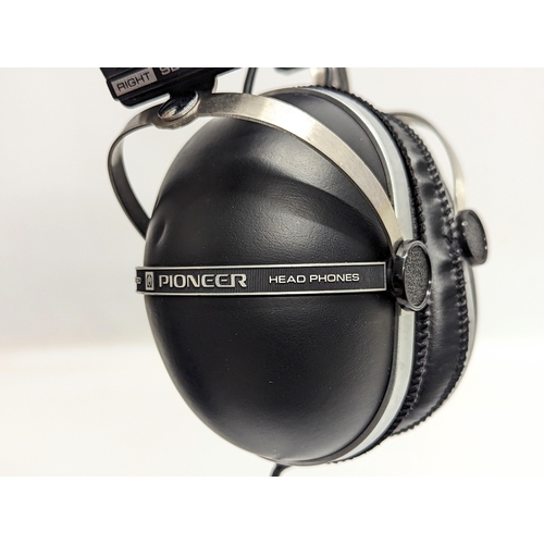 Pioneer se discount 305 headphones price