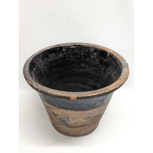 510 - An early 20th century Egg Crock. 41x30cm