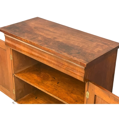 1022 - A Victoorian mahogany side cabinet with a drawer. 
93x45.5x89.5cm