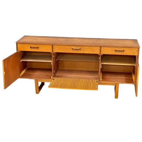 810 - A Mid Century teak sideboard. 1960’s. 160x43.5x75.5cm