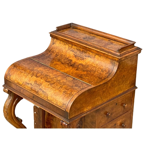 838 - An excellent quality Victorian Burr Walnut Piano Top Davenport desk. 60x58x100cm.