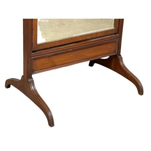 842 - A large George IV mahogany cheval dressing mirror. Circa 1820. 81x56x173cm