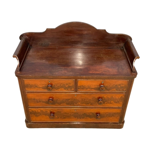 888 - An early Victorian mahogany gallery back chest of drawer. 115x51x99.5cm.