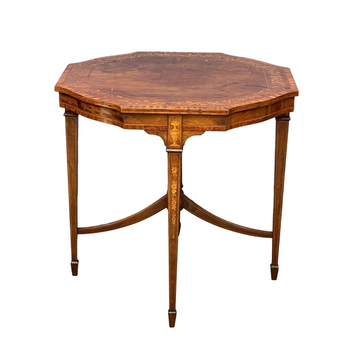 903 - A good quality Edwardian inlaid mahogany occasional table. 75.5x75.5x72cm.