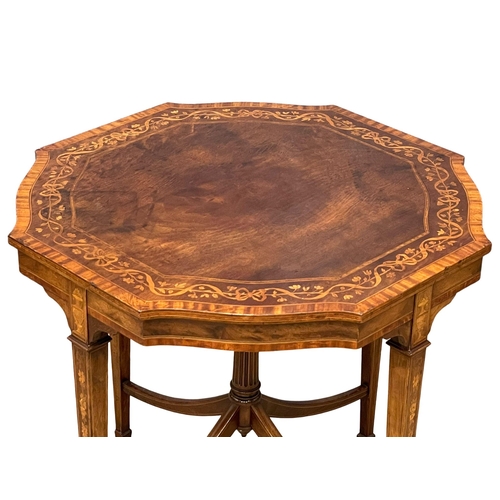 903 - A good quality Edwardian inlaid mahogany occasional table. 75.5x75.5x72cm.