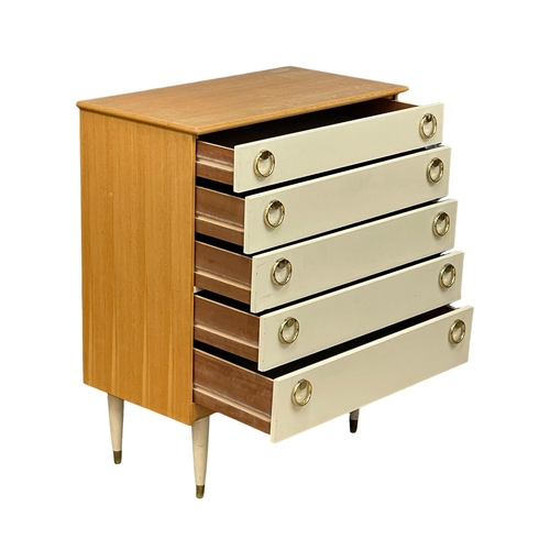 947 - A Mid Century chest of drawers by Schreiber. 75x40x93cm