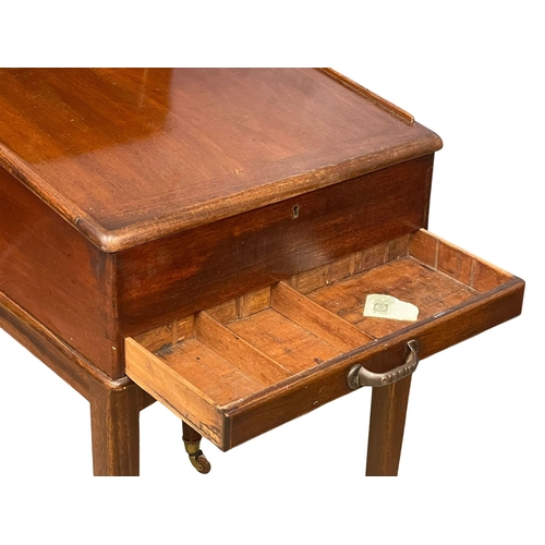 983 - A late Victorian mahogany clerks desk. 59x53x118cm