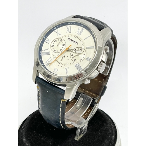 A Fossil watch. FS4925.