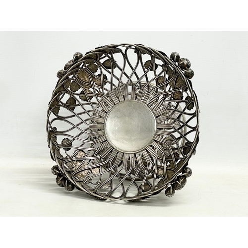 17 - A good quality late 19th century pierced silver plated bowl. 27x12cm