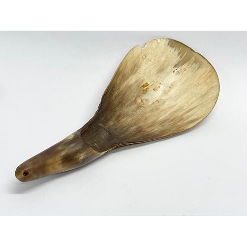 44 - A collection of 19th and 20th century horn spoons. Largest 23cm