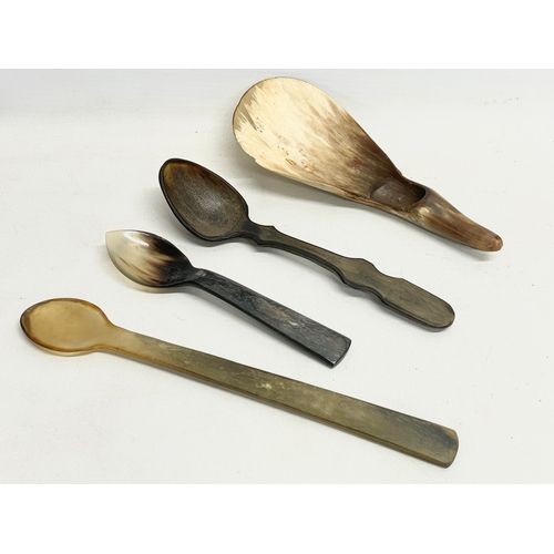 44 - A collection of 19th and 20th century horn spoons. Largest 23cm