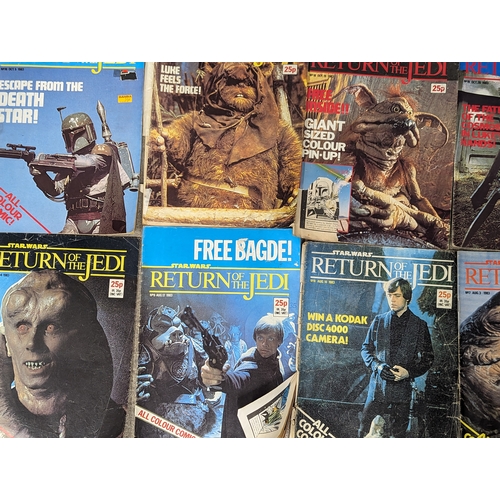 205 - A collection of 1983 Star Wars Return of the Jedi comic books.