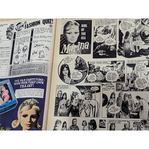 237 - A collection of 1967 Lady Penelope comic books