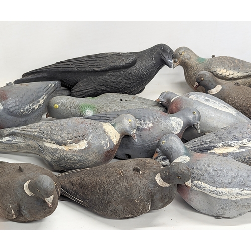 60D - A quantity of vintage decoys.