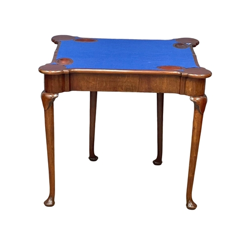 814 - A Robert Strahan of Dublin late 18th century mahogany turnover games table.  Circa 1770-1780.  83x39... 