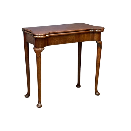 814 - A Robert Strahan of Dublin late 18th century mahogany turnover games table.  Circa 1770-1780.  83x39... 
