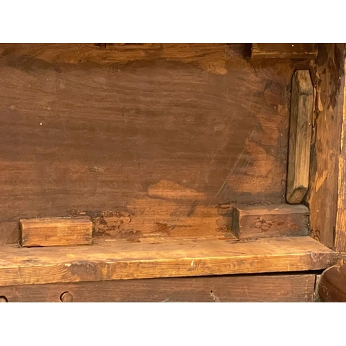 814 - A Robert Strahan of Dublin late 18th century mahogany turnover games table.  Circa 1770-1780.  83x39... 