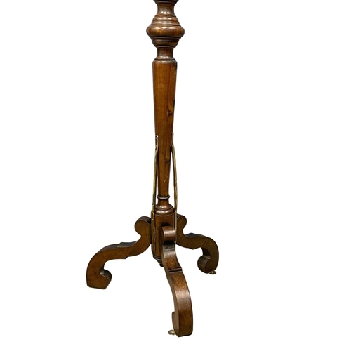 1160 - A large Victorian mahogany torchiere. 46x137.5cm