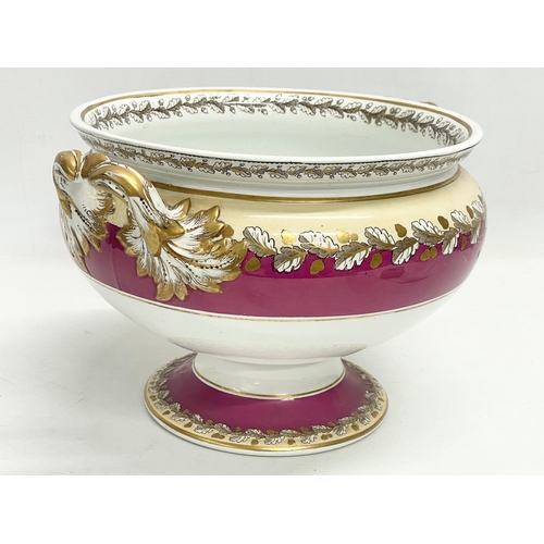 72 - A 19th century Wedgwood ‘Oak’ Pearl china jardiniere. 31x27x19cm