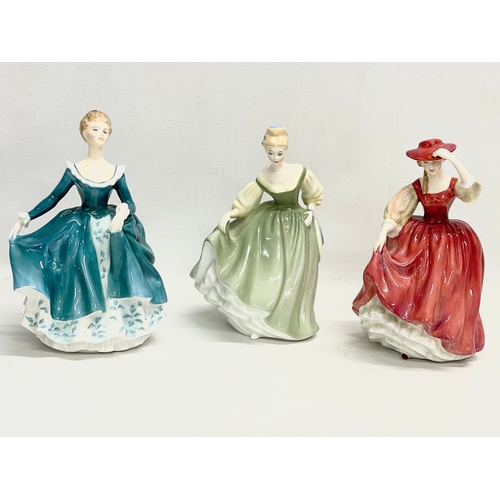 197 - 5 Royal Doulton figurines. 21cm. Royal Doulton Fair Lady. Royal Doulton Janine. Royal Doulton Butter... 