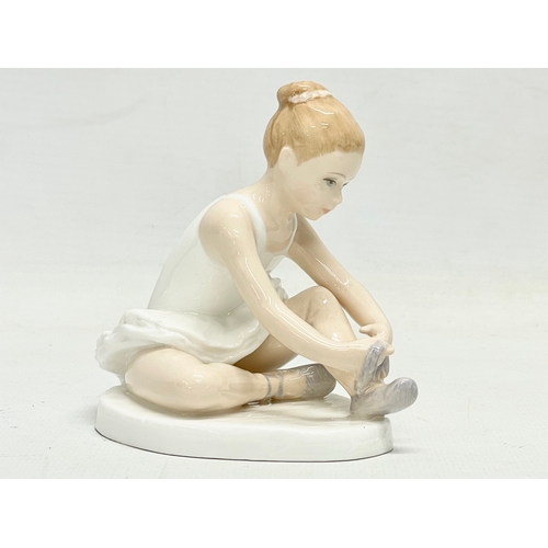 199 - 4 Royal Doulton ballerina figurines. Royal Doulton Star Performer. Royal Doulton Ballet Shoes. Royal... 