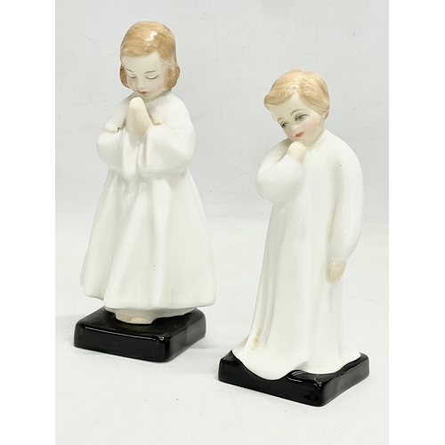 200 - 5 Royal Doulton figurines. Royal Doulton Au Revoir. Royal Doulton Sweet Dreams. Royal Doulton With L... 