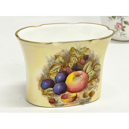 219 - A collection of Aynsley pottery. 4 pieces of Aynsley Grotto Rose and an Aynsley Orchard Gold toothpi... 