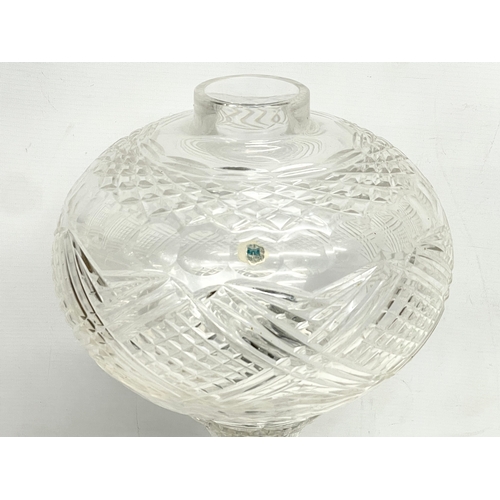 240 - A large Tyrone Crystal ‘Slieve Donard’ table lamp and shade. 24x44cm