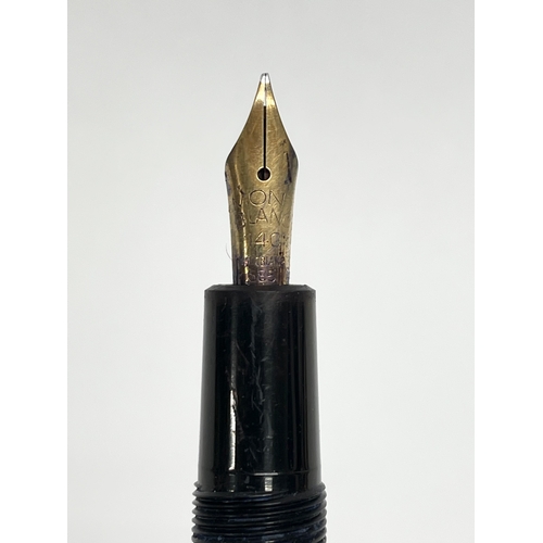 152 - A Mont Blanc 14ct gold nib fountain pen.