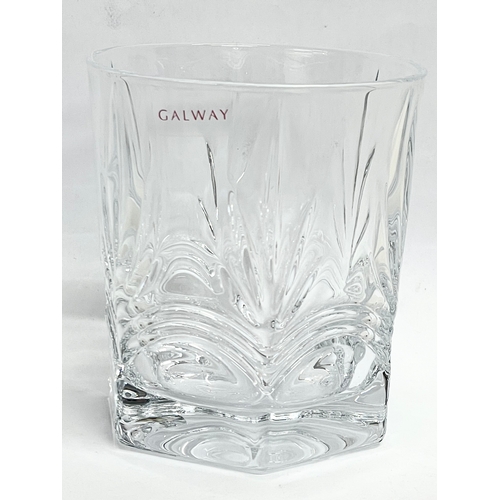 285 - A Galway Crystal drinks set. A decanter and 4 matching whiskey glasses. Decanter measures 24.5cm. Gl... 