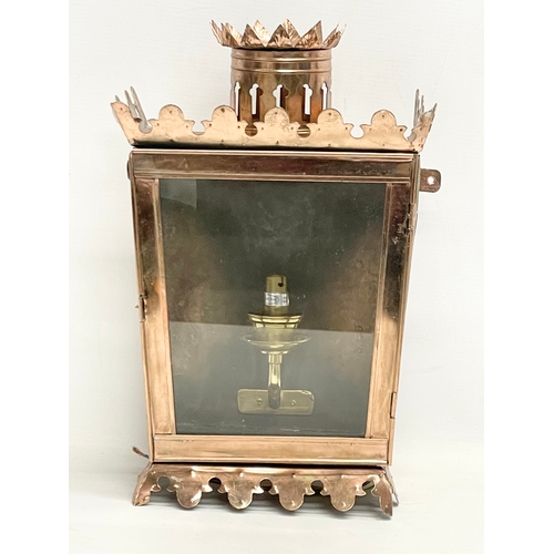 298 - A 19th century style copper wall mounted lantern. 24x13x37.5cm