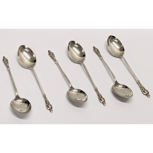 195I - A set of 6 silver Apostle spoons. Sheffield, 1922. James Deakin & Sons (John & William F Deakin). 57... 