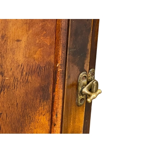 54 - A very large Edwardian oak tabletop mirror back display cabinet. 100x84x76cm