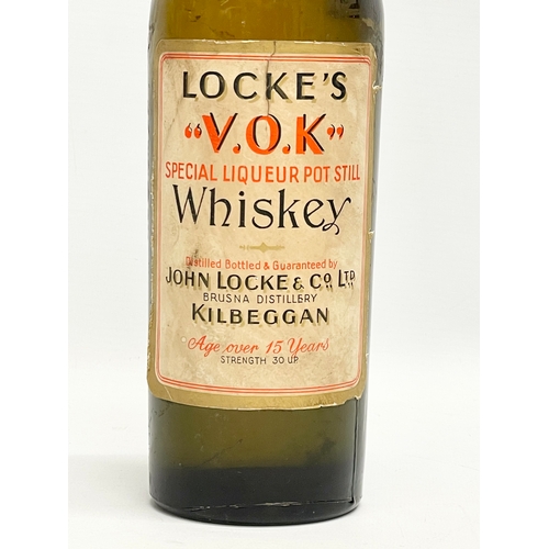 13 - A vintage Locke’s V.O.K Special Liqueur Pot Still Whiskey. John Locke & Co LTD. Kilbeggan. Age Over ... 