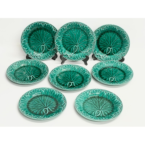 217 - A set of 8 Wedgwood of Etruria & Barlaston Majolica Green Leaf plates. 20cm