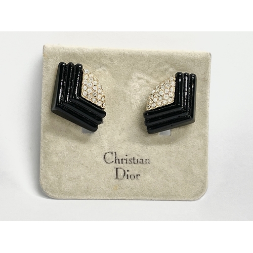 418 - A pair of ladies Christian Dior earrings.