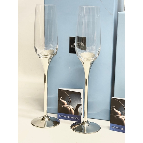 221 - Royal Selangor. A pair of Royal Selangor crystal and pewter wine glasses 27cm, with box. A Royal Sel... 