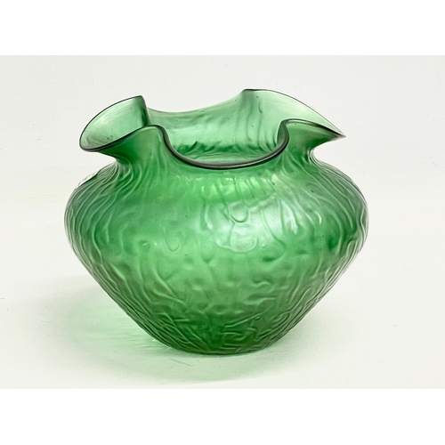 155 - A late 19th century Loetz style irredesent green Art Glass bowl. Circa 1890. 15.5x11.5cm