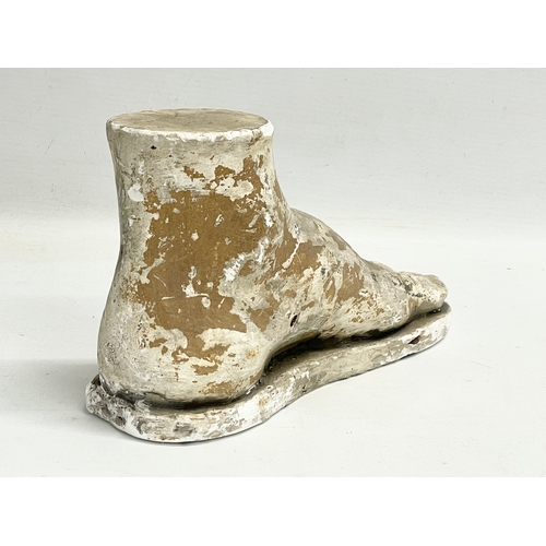 156 - A late 19th/early 20th century plaster foot. 25x13cm